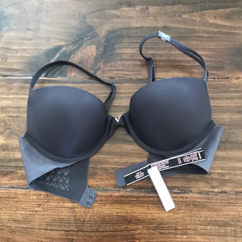 Victoria’s Secret Bra (32c)